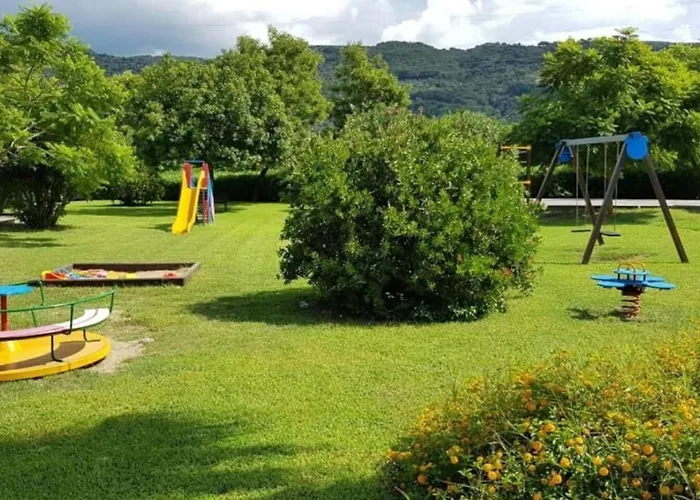 - Pizzo Club Apartamento *